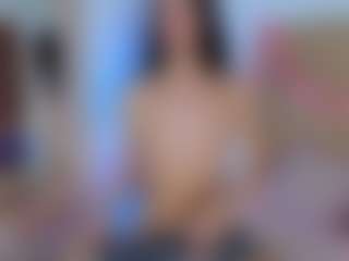 Live cam show with Lara Rous-Pretty - Brown Hair on crypto-cams