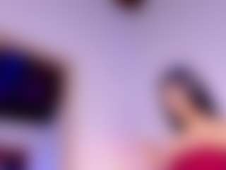 Live cam show with Lara Rous-Pretty - English on liverealitysex.com