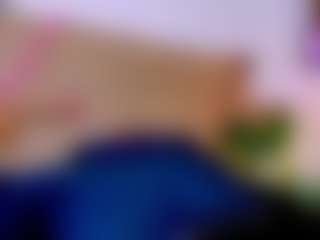 Live cam show with Lara Rous-Pretty - Black Hair on Camsoda