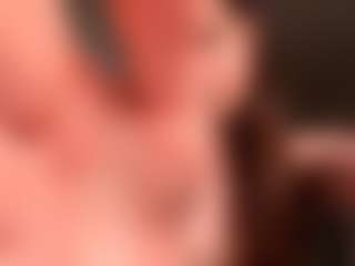 MeridethErmogemous's Live Sex Cam Show