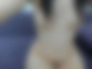 Live cam show with Serennaax - Car on justonemore.cc