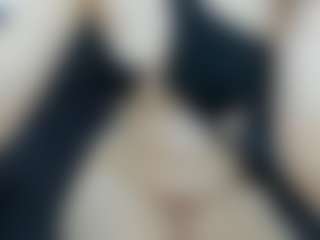 Serennaax's Live Sex Cam Show