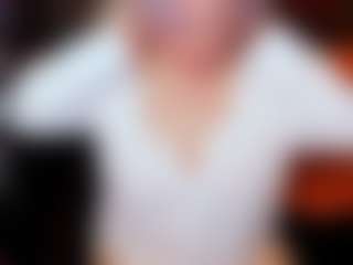 Live cam show with VictoriaNotti - Moaning on Gym Cam Girls