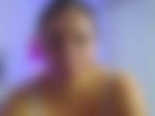 Emmi-cam's Live Sex Cam Show