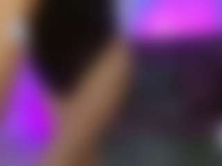 Emmi-cam's Live Sex Cam Show