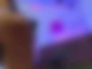 Emmi-cam's Live Sex Cam Show