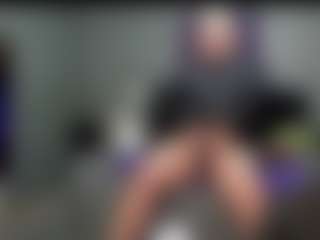 GraniteAura's Live Sex Cam Show