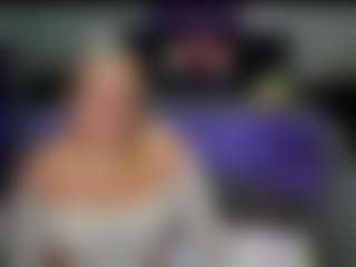 Live cam show with GraniteAura - Drinking on Hubzter Live