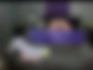 Live cam show with GraniteAura - Thick on Dolls Live
