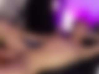 Live cam show with Jen and Dko - Facial on Camsoda