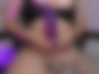 Live cam show with kali-lyon - White on Camsoda | colombia
