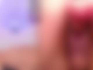 Live cam show with Naireth - Striptease on SmokeAndPoke