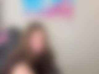 Live cam show with Datsi-Benson - Submissive on EXY