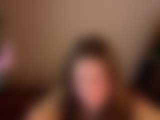 Live cam show with Datsi-Benson - Mature on TeamSkeetLive
