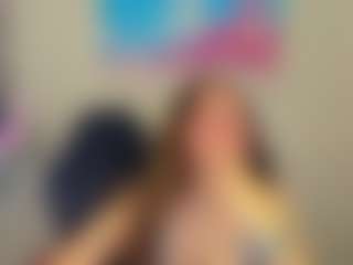 Live cam show with Datsi-Benson - Mature Young Adult on Streamer API