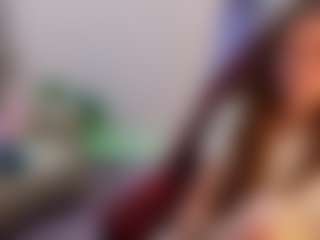 Live cam show with Datsi-Benson - Blue Eyes on Camsoda