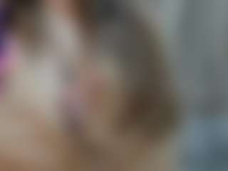Live cam show with Datsi-Benson - Moaning on xxxlivecams.org