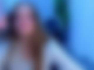 Live cam show with Datsi-Benson - Teasing on sexylivex.com