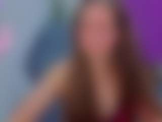 Live cam show with Datsi-Benson - Nipple Play on Gym Cam Girls