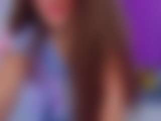 Live cam show with Datsi-Benson - Solo on Camsoda