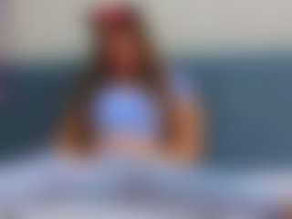 Live cam show with Datsi-Benson - Small Tits Mature on sexylive.show