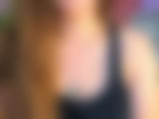 Live cam show with Datsi-Benson - Camel Toe on Gym Cam Girls