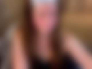 Datsi-Benson's Live Sex Cam Show