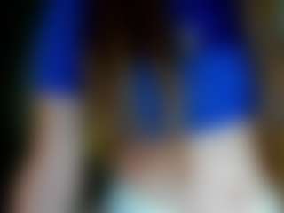 Live cam show with Datsi-Benson - Green Eyes on chickslive.net