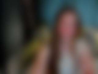 Live cam show with Datsi-Benson - Moaning on sexylivex.com