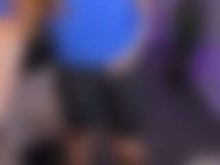 Live cam show with Datsi-Benson - Role Play on Livezox