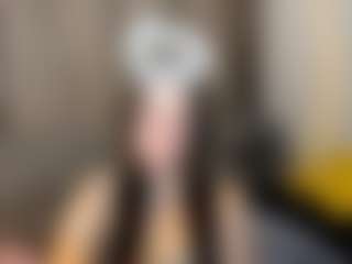 Live cam show with Datsi-Benson - Upskirt on Camsoda