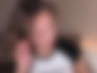 Live cam show with Polly - Blue Eyes on AdultVida.com