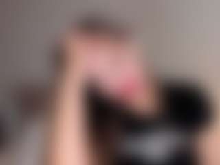 Live cam show with Polly - Petite on Lustler