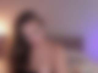 Live cam show with Polly - Average on crypto-cams