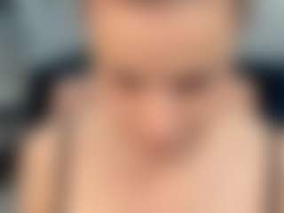 Live cam show with Mili-Lorans - Teasing on Camsoda