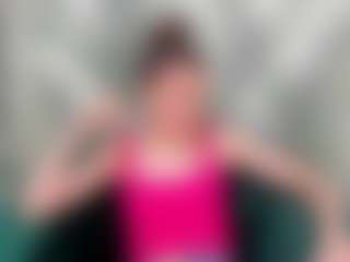 Live cam show with Mili-Lorans - Green Eyes on Camming Site
