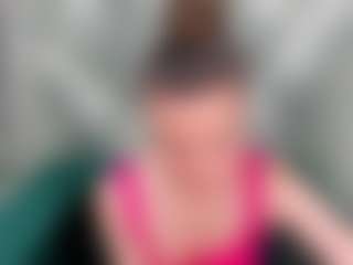Live cam show with Mili-Lorans - Body Massage on Milfs Live
