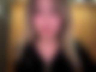 UlrikeLagrange's Live Sex Cam Show
