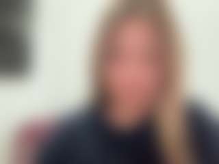 UlrikeLagrange's Live Sex Cam Show