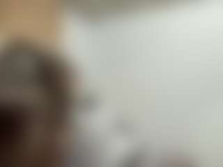 Live cam show with UlrikeLagrange - Body Massage on crypto-cams