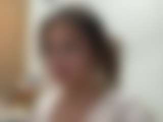 Live cam show with UlrikeLagrange - Trimmed Asian on Camsoda