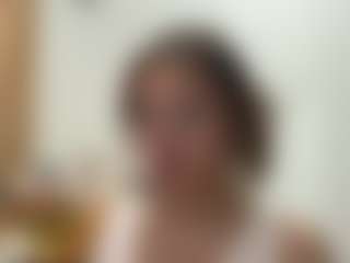 Live cam show with UlrikeLagrange - Athletic Young Adult on TeamSkeetLive