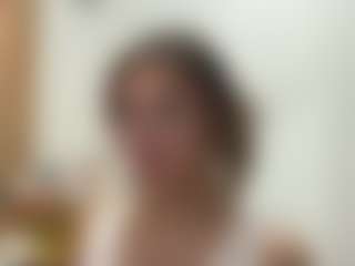 Live cam show with UlrikeLagrange - Gamer Asian on CamSextacy