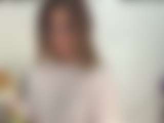 Live cam show with UlrikeLagrange - Body Massage on Camsoda
