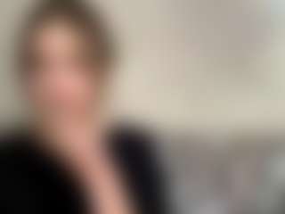 Show de cam en vivo con UlrikeLagrange - Blue Eyes en Camsoda