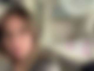 Live cam show with UlrikeLagrange - Strip Asian on Camming Site