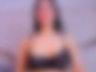 Live cam show with Rosse - Kisses on livesuperchat.net