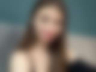 Live cam show with Eva - Brown Hair on StripNow