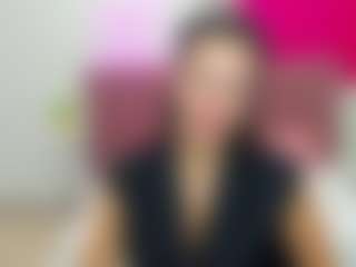Live cam show with KiraSteel - New MILF on TeamSkeetLive