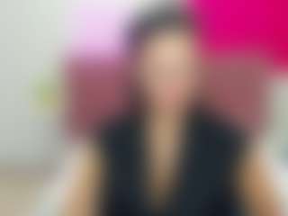 KiraSteel's Live Sex Cam Show